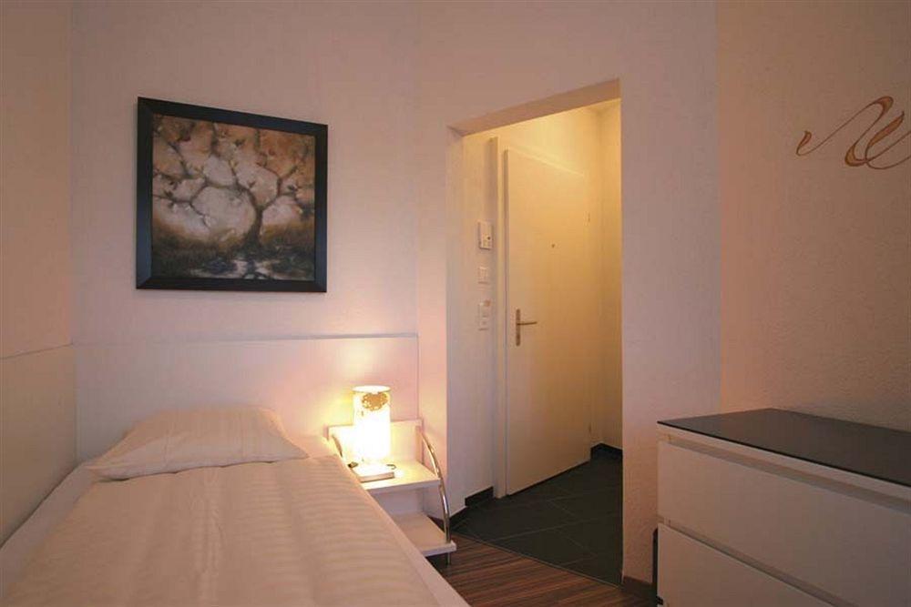 Swiss Star Marc Aurel - Self Check-In Apartment Zurich Bagian luar foto