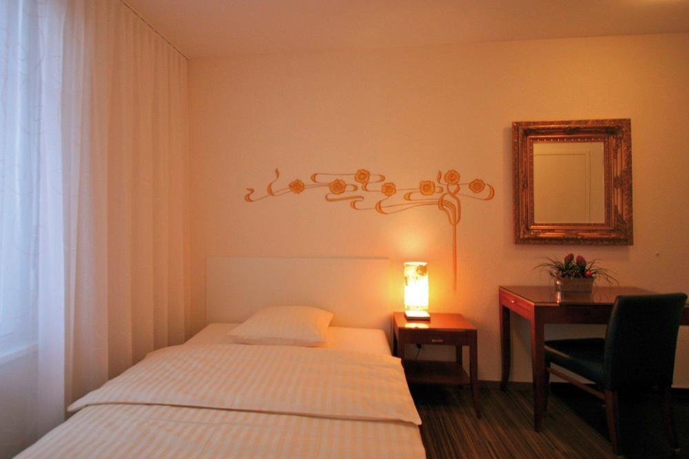 Swiss Star Marc Aurel - Self Check-In Apartment Zurich Ruang foto