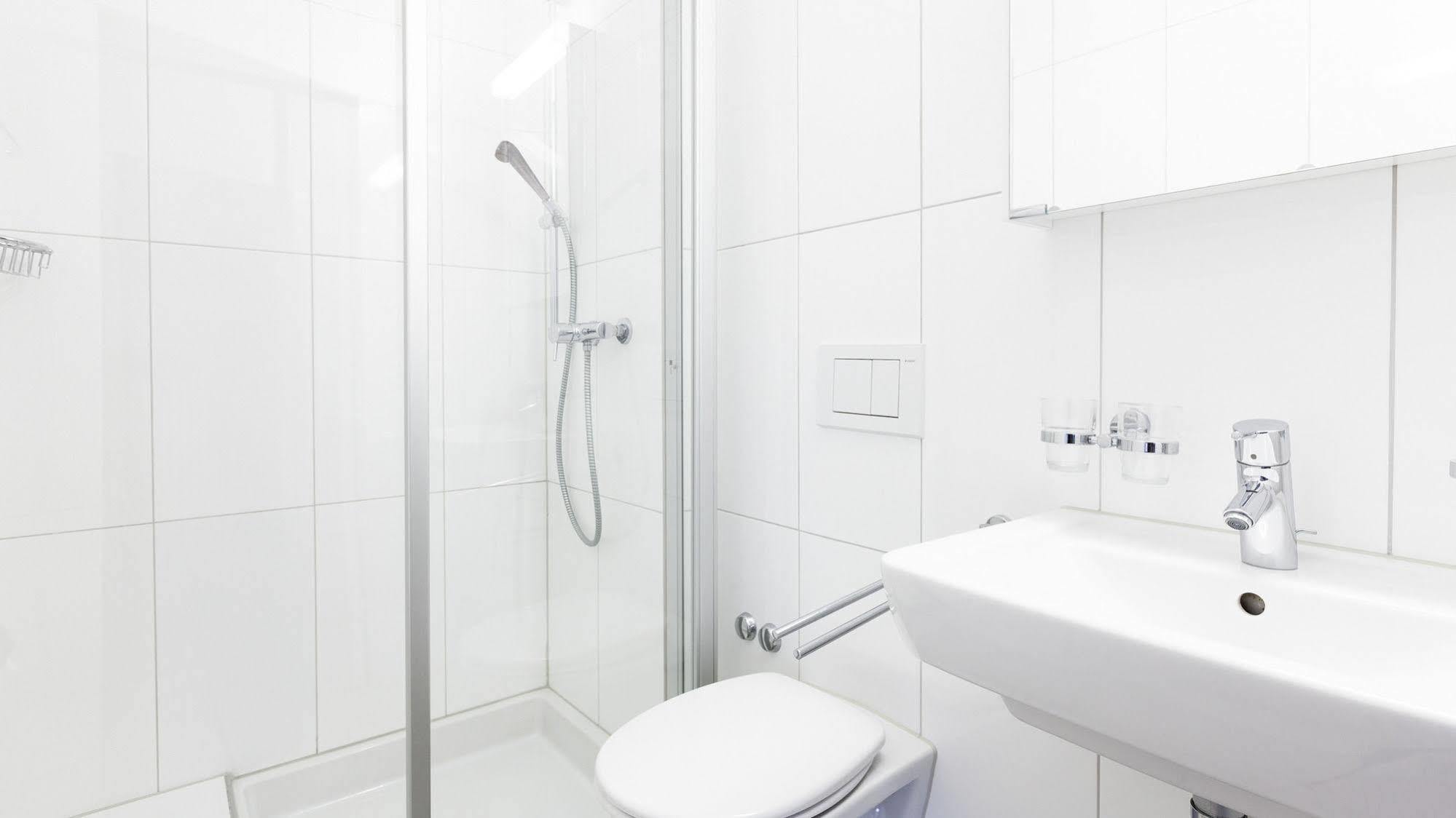 Swiss Star Marc Aurel - Self Check-In Apartment Zurich Bagian luar foto