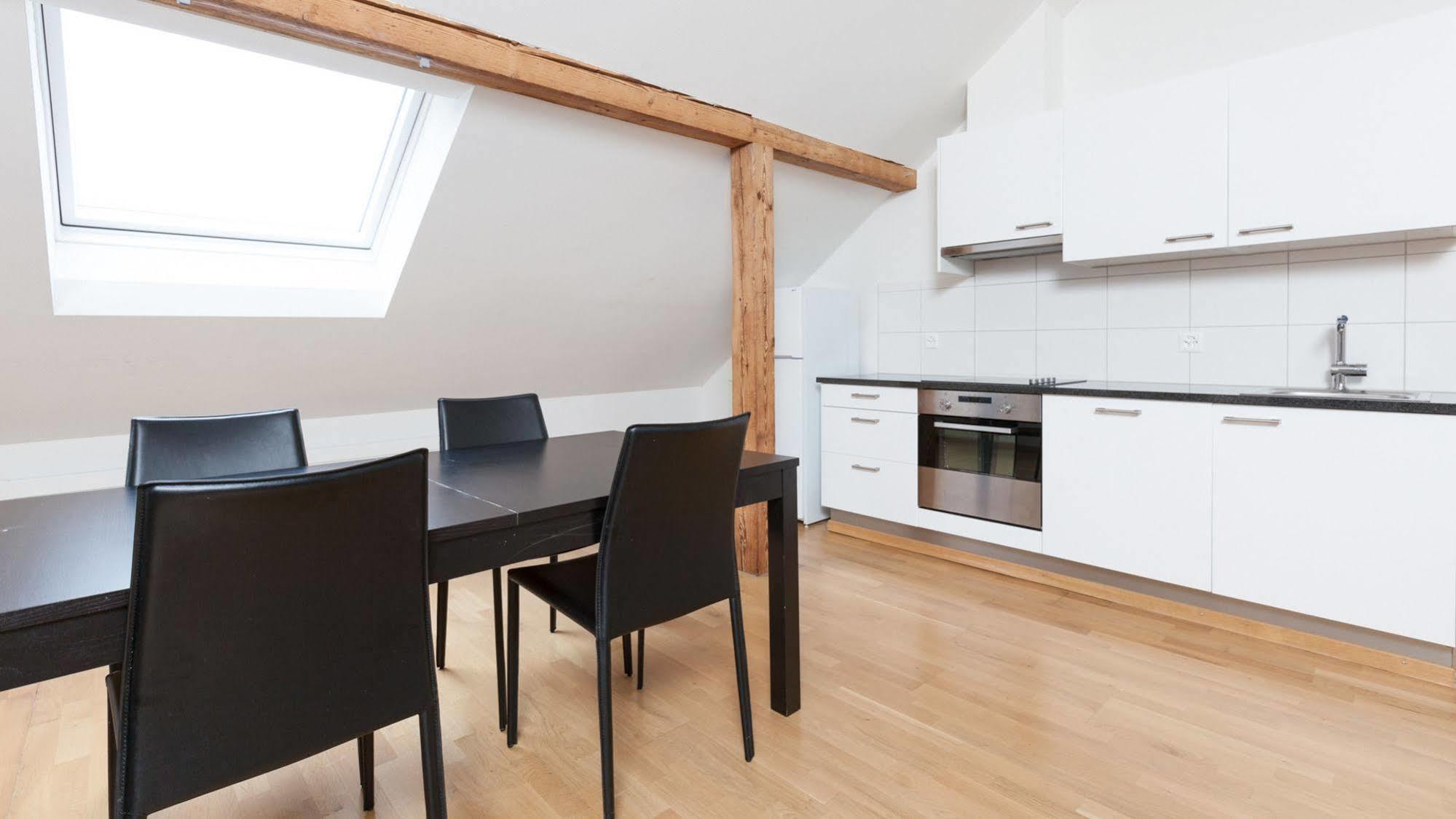 Swiss Star Marc Aurel - Self Check-In Apartment Zurich Bagian luar foto